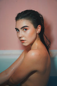 How Natural Ingredients in Bath Bombs Benefit Your Skin