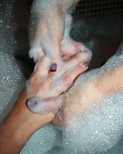 The Historical Role of Scent in Bath Bomb Innovations
