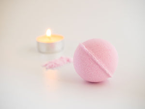 Your Sweet Tooth Guide to Retro-Inspired Bath Bombs