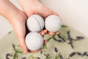 Exploring the Retro Sweet Scents Infusing Modern Bath Bomb Creations