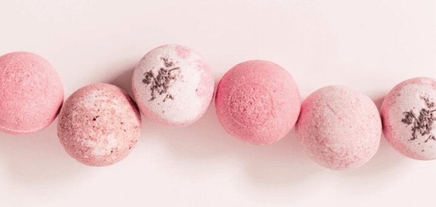 BATH BOMBS - AROMATHERAPY